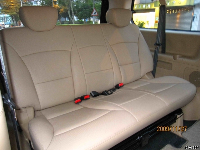 【分享】冷門車 Hyundai Starex 的滿月開箱