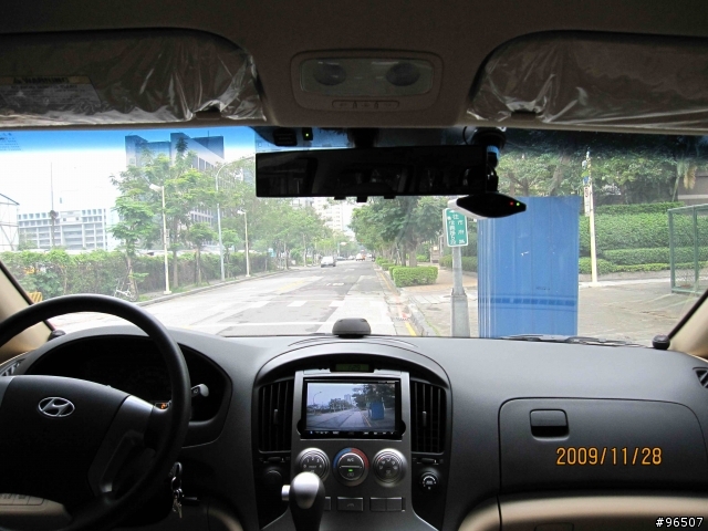 【分享】冷門車 Hyundai Starex 的滿月開箱