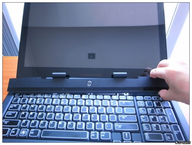 Alienware M17x 第二彈 (拆機流程圖)