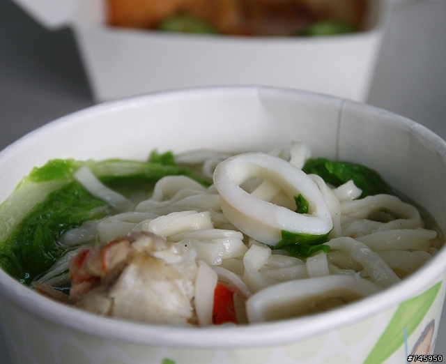 小A蟹麵,【嗆蝦】【嗆螃蟹】,生的蝦子跟螃蟹喔
