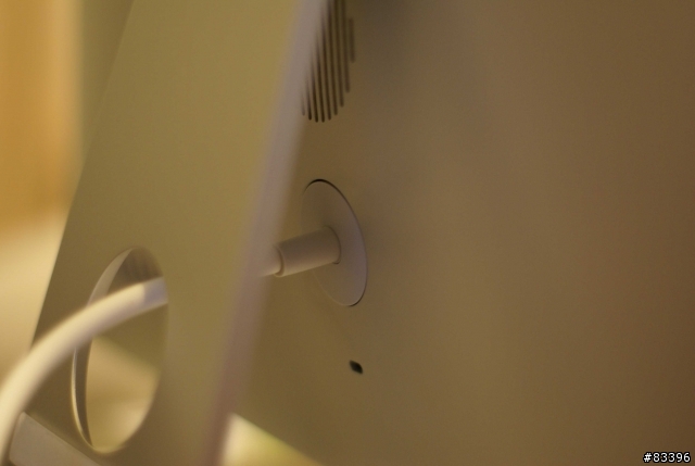 來囉來囉!IMAC 21.5吋來囉!