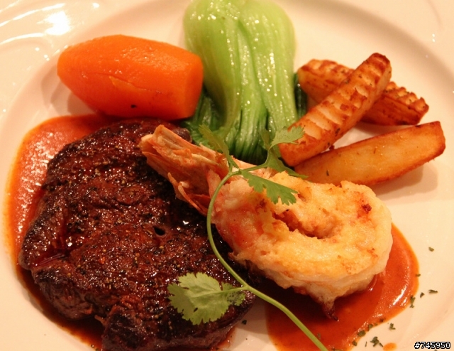 【SAN GIOVANNIi創意美食】,台北捷運國父紀念館站二號出口走100公尺,又吃到一家神奇的店