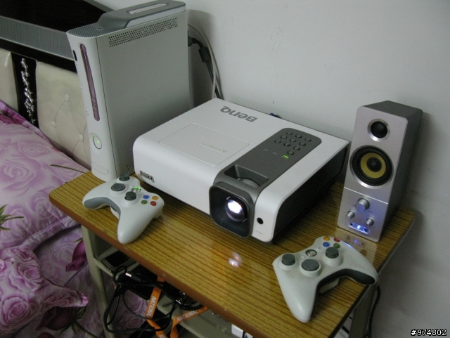Benq w1000-999美元的1080p投影機 開箱