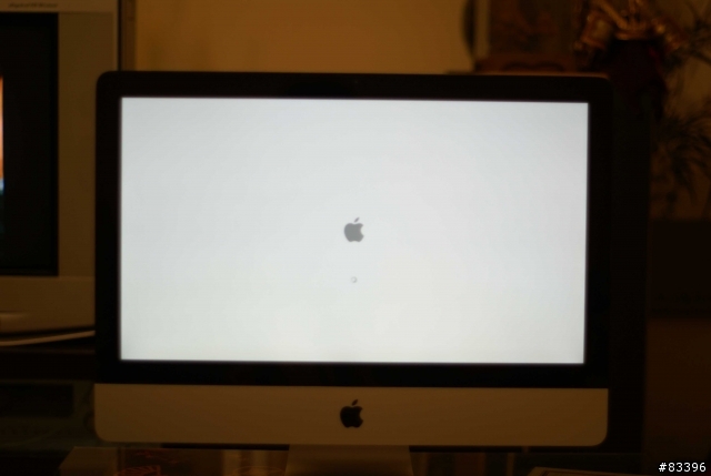 來囉來囉!IMAC 21.5吋來囉!