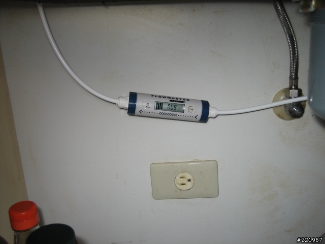 更新~11/4~淨水器換好摟~~淨水器的鵝頸龍頭怎麼換???