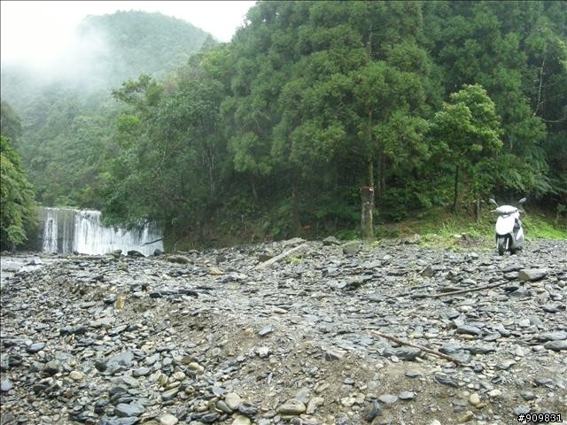 高手125R >< 烏來桶後"歐福羅德"~