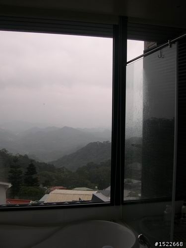 親愛的,這也算中古屋嗎?這..這...(圖多)