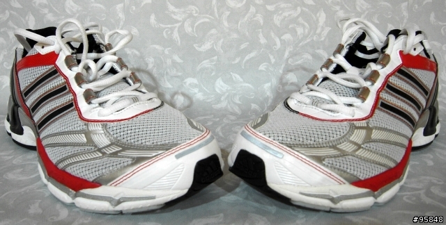 【給慢跑入門者的鞋測報告】 Adidas Supernova Sequence 2 慢跑鞋