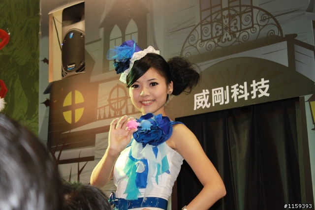 500D-2009台北資訊展Show girl...蓋樓中