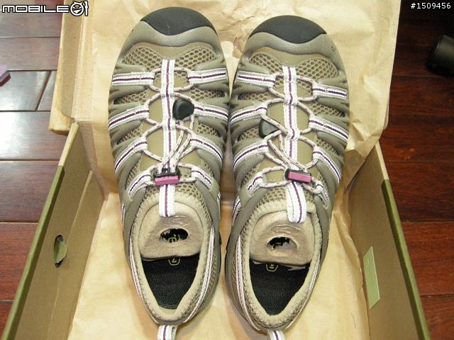 我的第一雙單車鞋 KEEN 女用水陸兩用鞋 開箱文 (圖多)