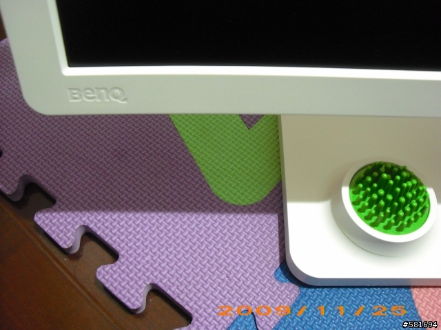 視覺真色彩-BenQ V2400 ECO開箱&試用