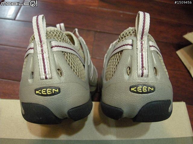 我的第一雙單車鞋 KEEN 女用水陸兩用鞋 開箱文 (圖多)
