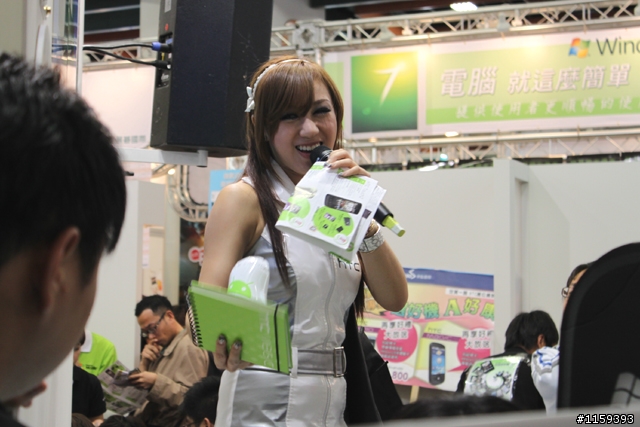 500D-2009台北資訊展Show girl...蓋樓中