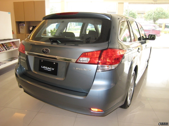 被開箱過的Legacy 2.0i wagon 殘殘給他訂下去