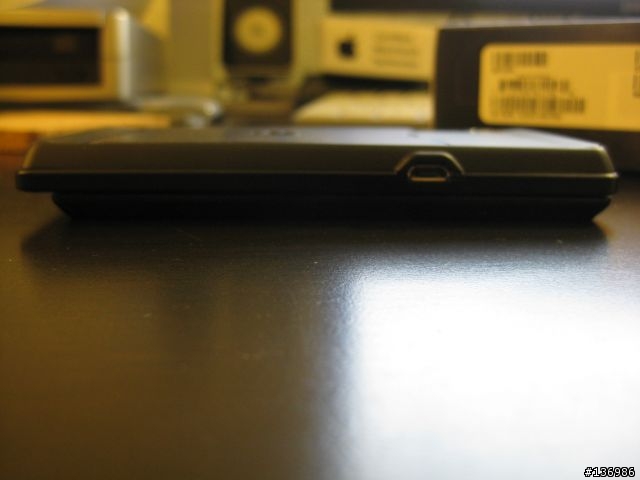 Motorola Droid (Verizon CDMA) 開箱 「版主請幫忙移文」