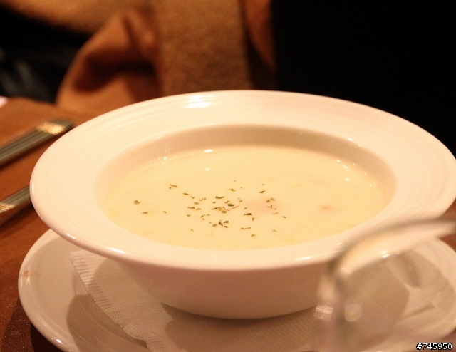 【SAN GIOVANNIi創意美食】,台北捷運國父紀念館站二號出口走100公尺,又吃到一家神奇的店