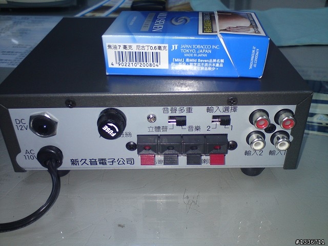 {誠心請教各位音樂大師們} 床頭音響 再加一個擴大機 可行嗎??