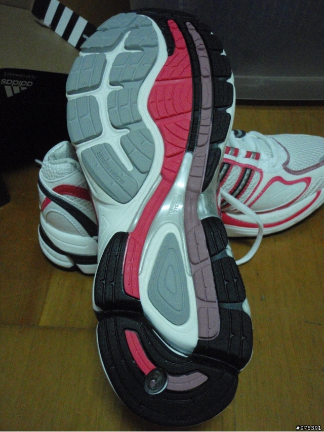 重新體驗跑步帶來的舒適感受 adidas supernova 2