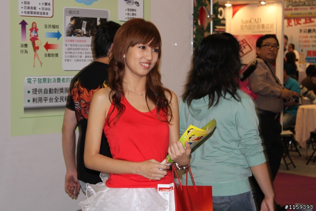 500D-2009台北資訊展Show girl...蓋樓中