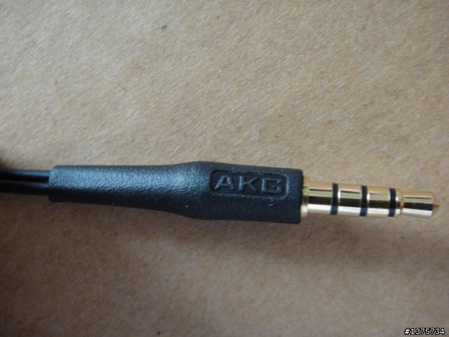 {耳機開箱}新手不專業AKG K370開箱文(逆向)