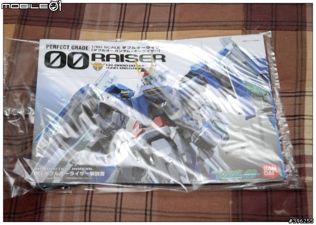 PG 00 Raiser 00鋼彈+O Rais+蓋亞法拉利六色漆開箱XD