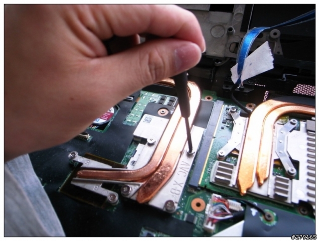 Alienware M17x 第二彈 (拆機流程圖)
