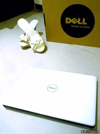 DELL inspiron13 懷特小姐開箱文(不專業圖文版)