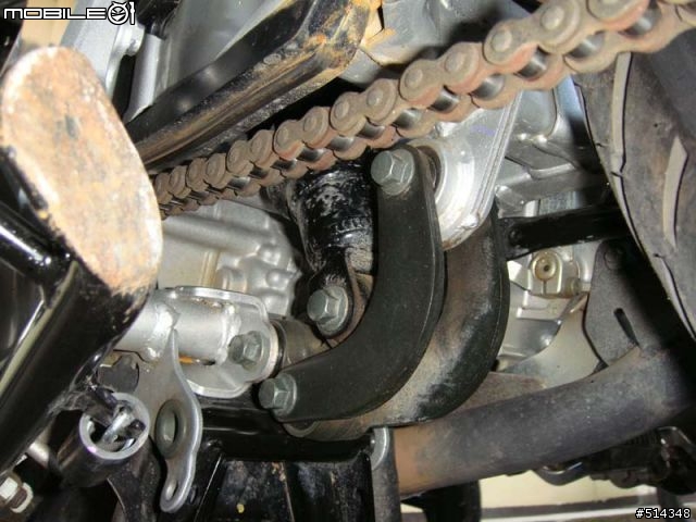 (更新照片於29F)印度Yamaha YZF R15跑車的東南亞兄弟,印尼山葉V-ixion 150小檔車介紹(規格修改)