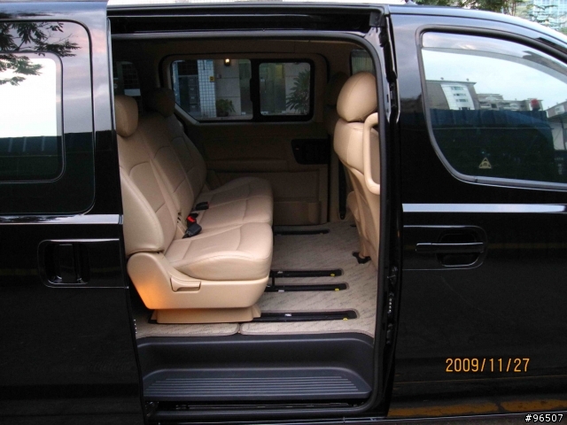 【分享】冷門車 Hyundai Starex 的滿月開箱