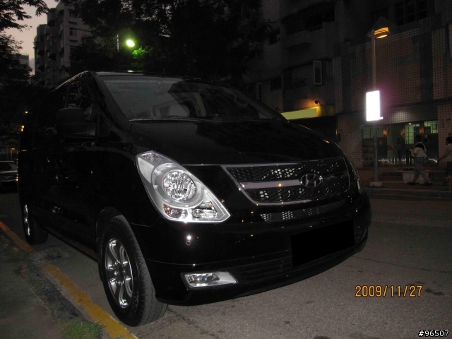 【分享】冷門車 Hyundai Starex 的滿月開箱