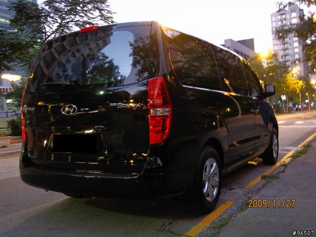 【分享】冷門車 Hyundai Starex 的滿月開箱