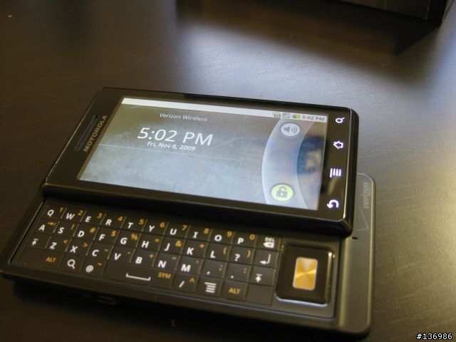 Motorola Droid (Verizon CDMA) 開箱 「版主請幫忙移文」