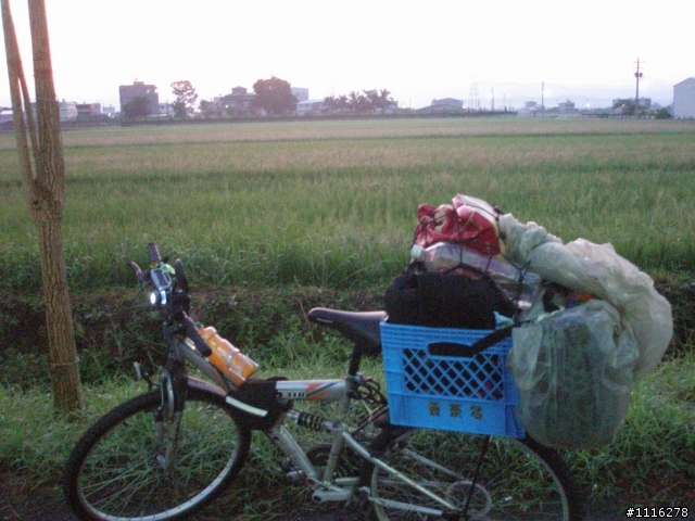 環島不一定要花很多＿陽春版之養樂多車七天環島