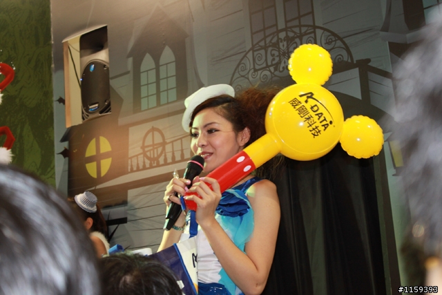 500D-2009台北資訊展Show girl...蓋樓中