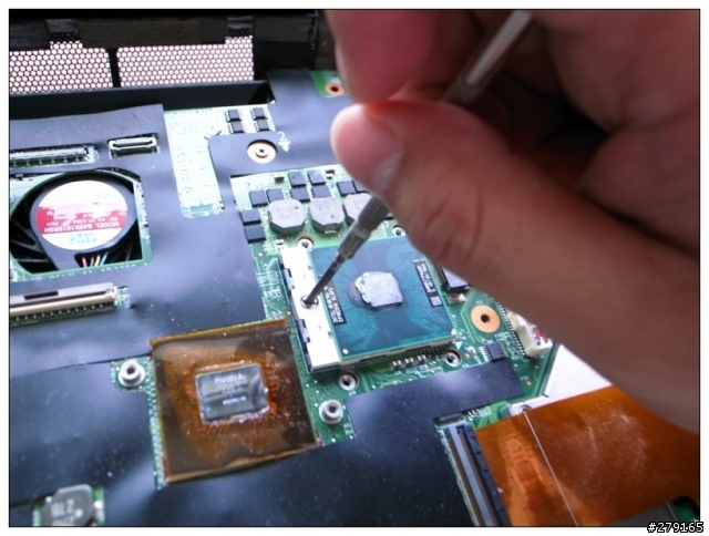 Alienware M17x 第二彈 (拆機流程圖)