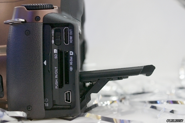 SONY A330"T"限量款