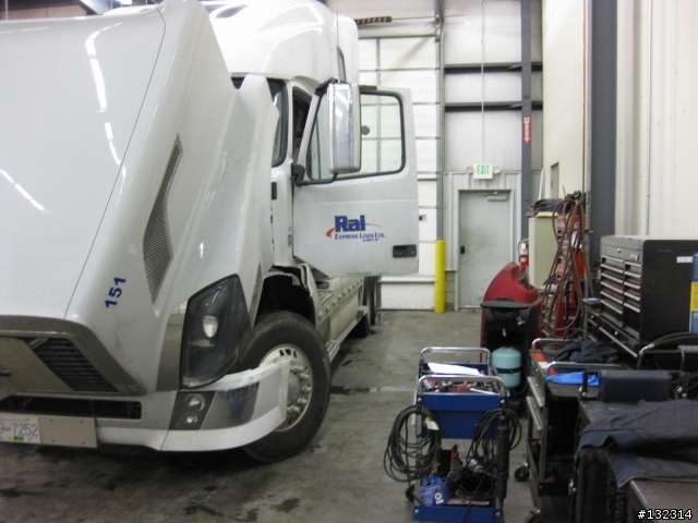 2009 Volvo VN780 重卡Denver 落難修車記+ NYC 長島一遊