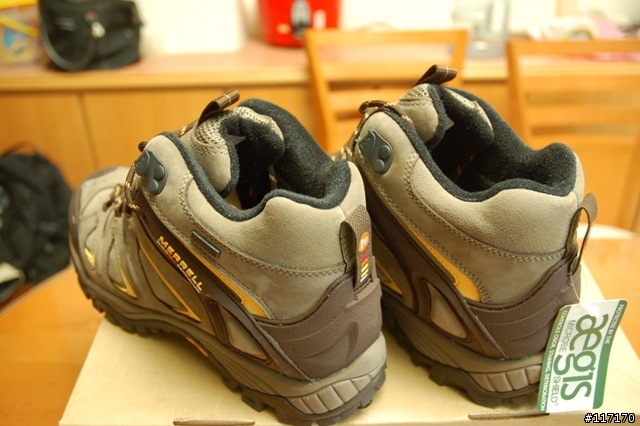 我的第一雙MERRELL