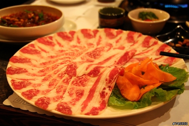 【老四川】鴛鴦麻辣鍋,巴蜀麻辣燙,台北光復南路店