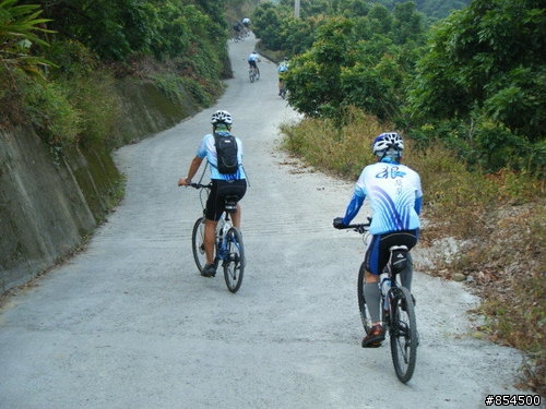 台中縣→太平→大里→霧峰→縱騎五指山-五嶽連峰