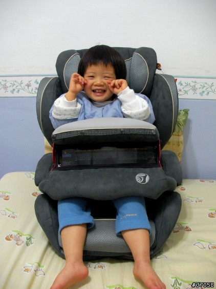 德國Kiddy Comfort Pro兒童汽車安全座椅開箱分享!