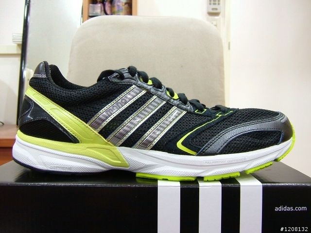 【搶先開箱】2010年adidas全新春季adizero跑鞋及其他跑鞋系列資訊