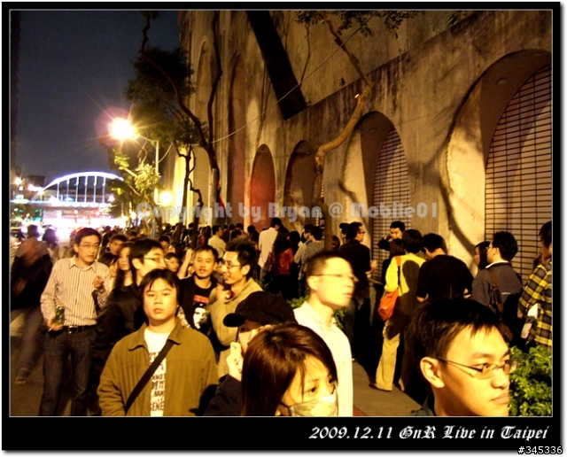 遲來的 Guns N' Roses 2009亞洲巡迴台北演唱會 老頭樂迷的懷念文
