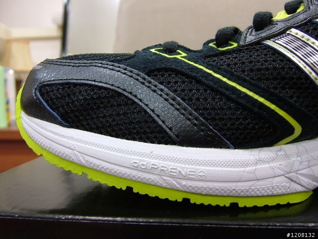 【搶先開箱】2010年adidas全新春季adizero跑鞋及其他跑鞋系列資訊