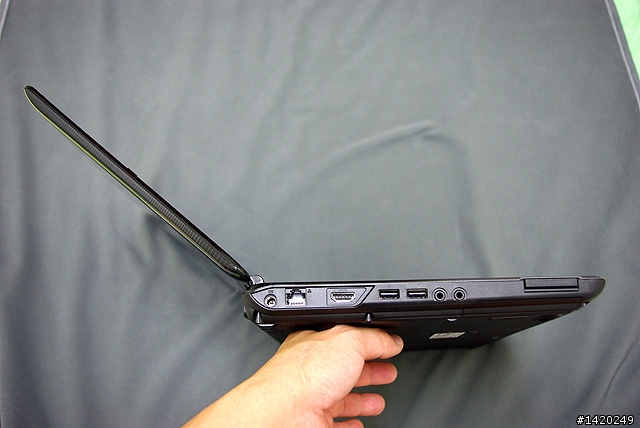 另一台取代桌上型電腦的選擇-ASUS F83VF
