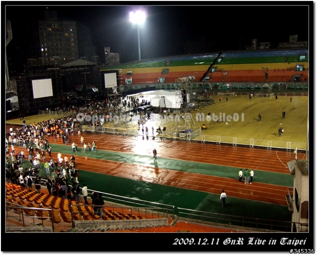 遲來的 Guns N' Roses 2009亞洲巡迴台北演唱會 老頭樂迷的懷念文
