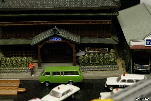 【20110418新增也算鐵道夢?】只是辦公桌的微物風景...