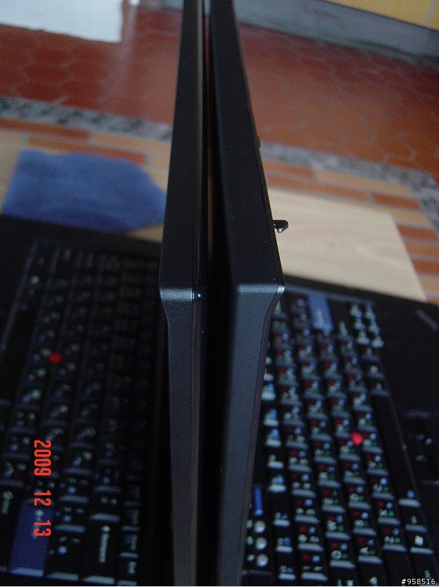 SL410 vs R400 開箱 超簡單介紹