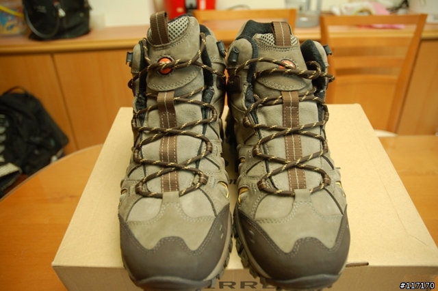 我的第一雙MERRELL