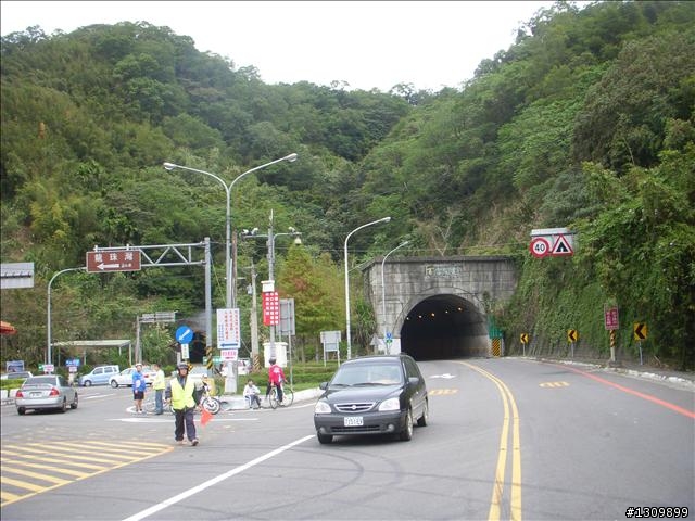 98年桃園縣主委盃全國自由車錦標賽 ( 騎不快所以照片多 )